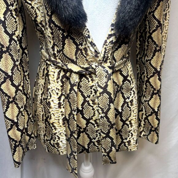 Cache Designer Snake Print Black Fur Vinyl Jacket Coat Womens Authentic - Picture 3 of 11